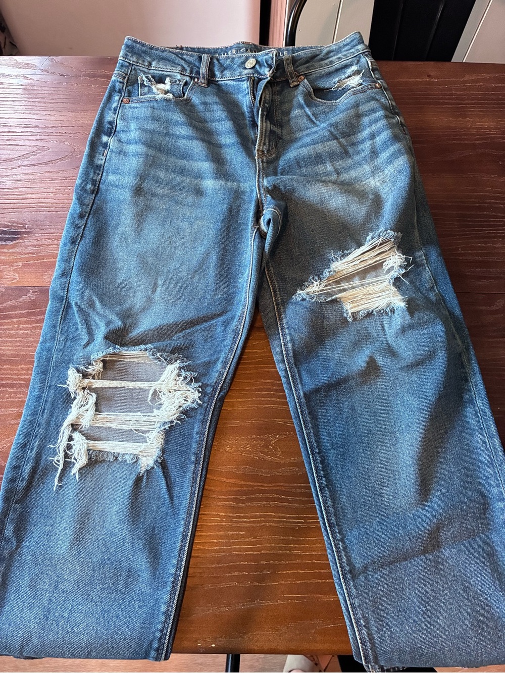 American Eagle Outfitters Distressed Blue Mom Jeans - Picture 4 of 6